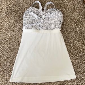 Lululemon workout tank